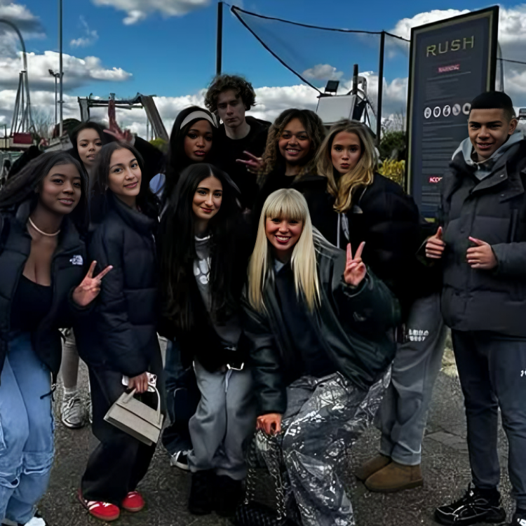 Alexis Denecheau enjoying with her friends in London.